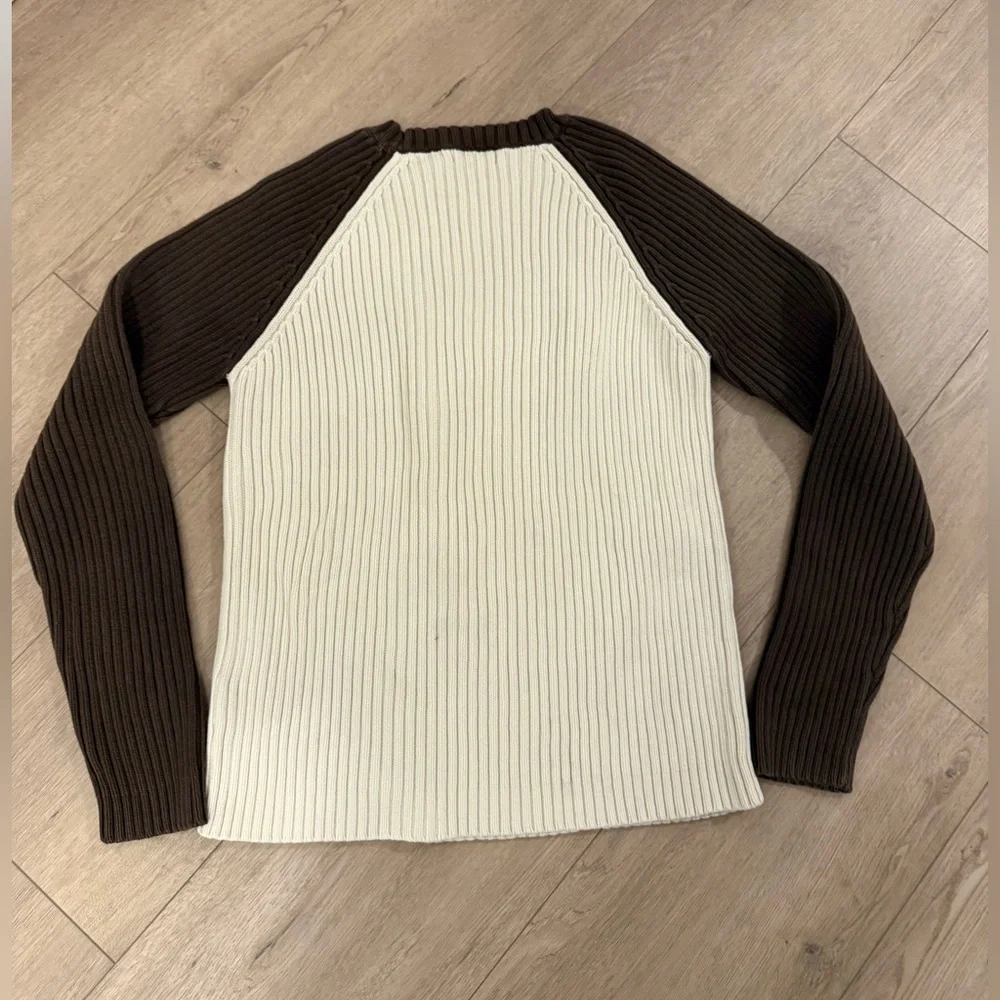 Vintage Y2K Guess Men's‎ Cream and Brown Sweater Large